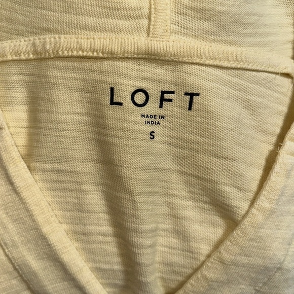 Yellow hoodie 💛 - Picture 4 of 4